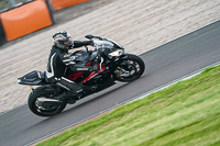 Evening Low_Mid Group Black Bikes